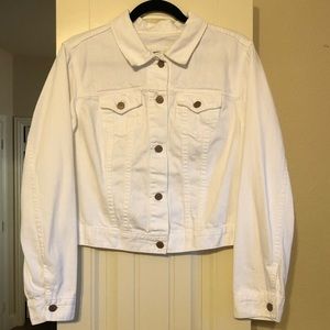 Women’s white jean jacket, Size Large